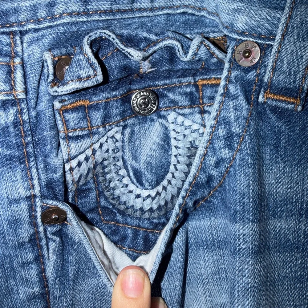 True Religion Mens Jeans in Washed Blue